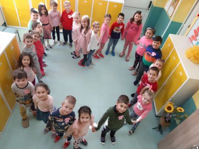 " не б - ДГ №9 Зора - Монтана